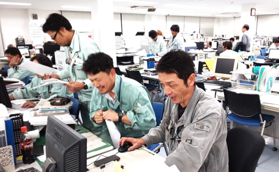 採用情報